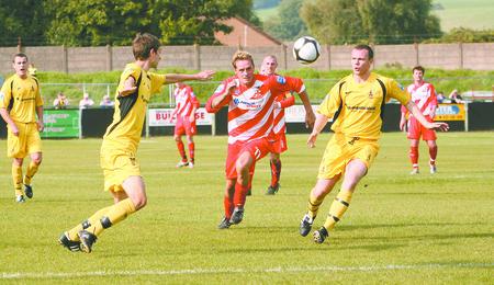 Action from Redditch United v Southport