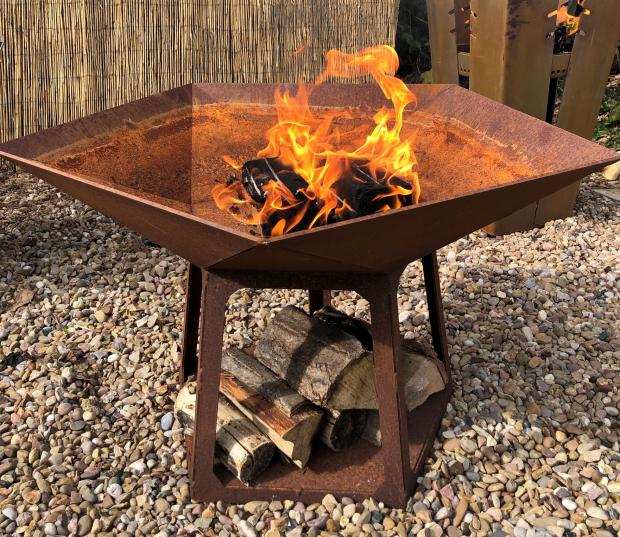 Redditch Advertiser: Personalised Steel Star Firepit. Credit: Not On The High Street