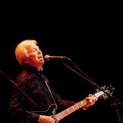Mike Pender MBE, the original voice from The Searchers, will take to the stage at the Palace Theatre.