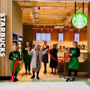 Starbucks officially opens new Redditch coffee shop as mayor cuts the ribbon